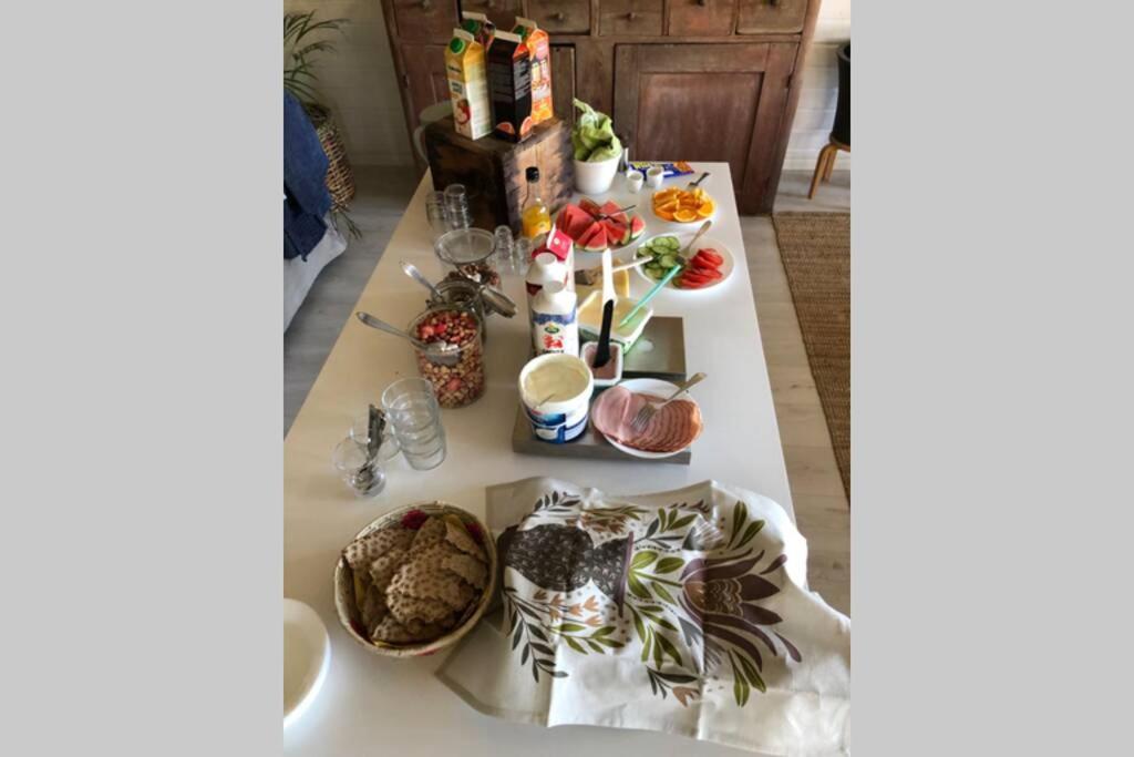 Egen Villa Pa Islandshastgard Riddarhyttan Dış mekan fotoğraf